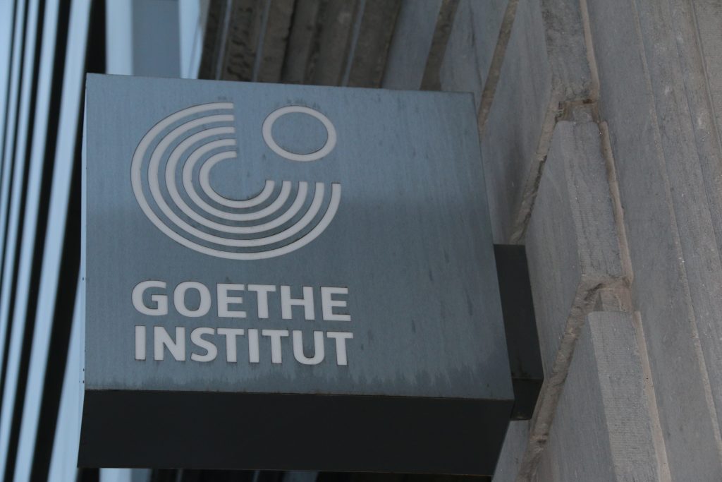 مراحل ثبت نام آزمون گوته در عمان